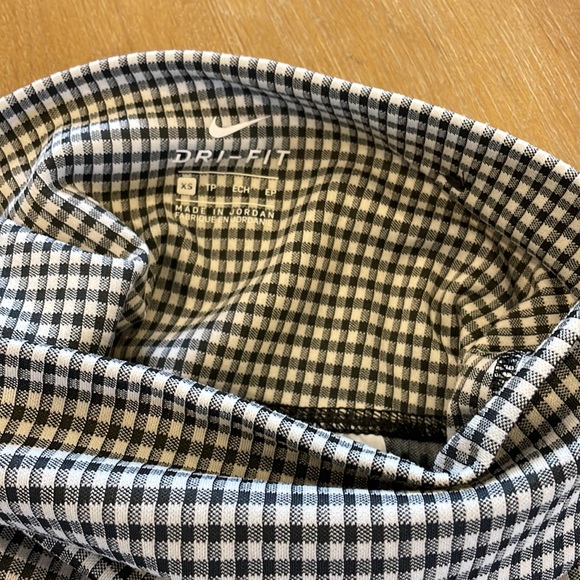 Nike Leggings - Picture 2 of 2